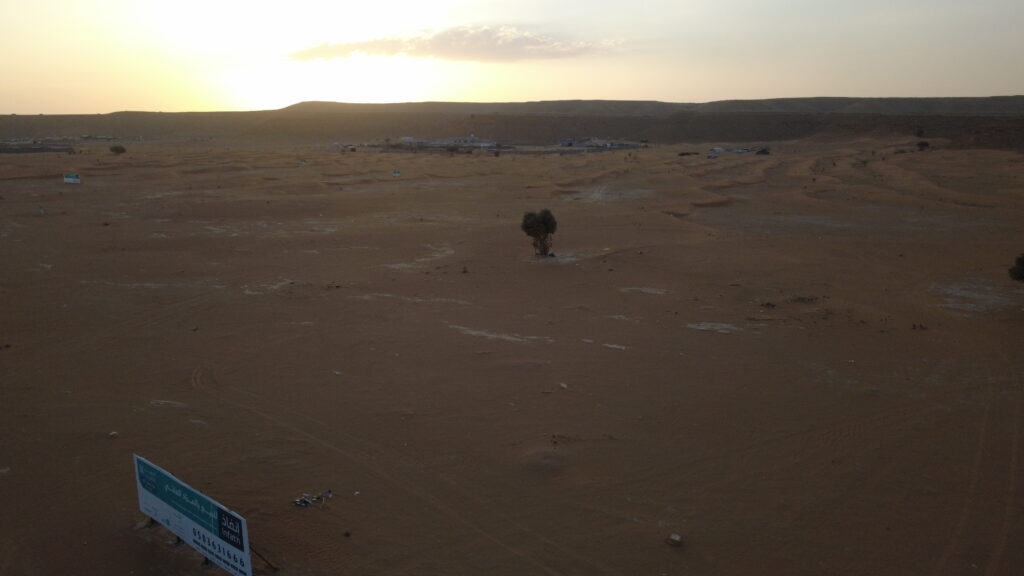 أرض زراعية 4,200م2 في المزاحمية حي المزاحمية