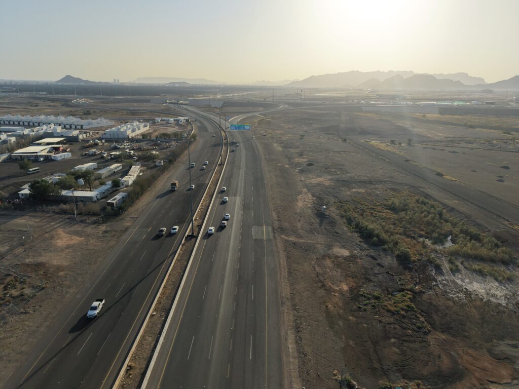 أرض زراعية مميزة على طريق القصيم – المدينة المنورة بمساحة 18588.6 م² في المدينة المنورة