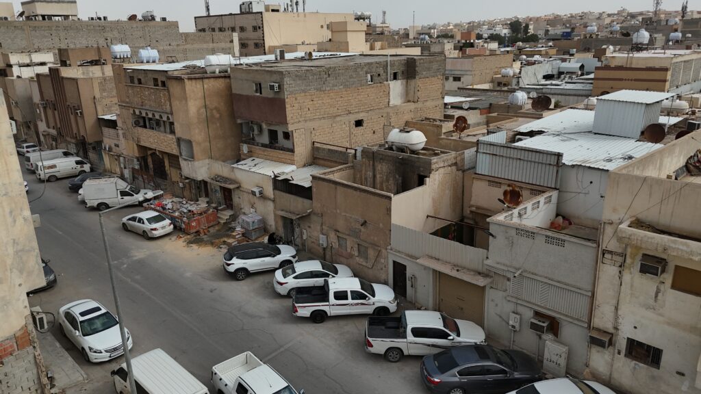 بيت شعبي 200م2 في عتيقة