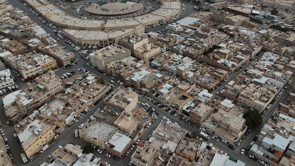 بيت شعبي 200م2 في عتيقة