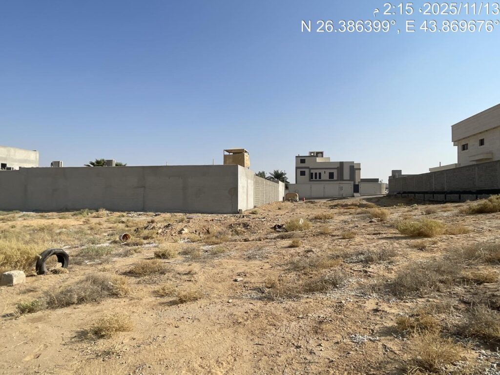 أرض سكنية 300.20م2 في الشقة بريدة بواجهة شمالية