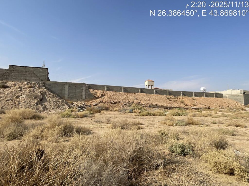 أرض سكنية 300.20م2 في الشقة بريدة بواجهة جنوبية