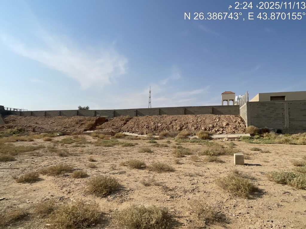 أرض سكنية 300.20م2 في الشقة بريدة بواجهة جنوبية