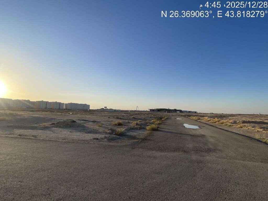 أرض تجارية 7,874.73م2 في الشقة بريدة على شارعين