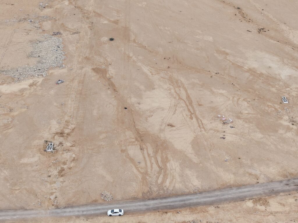 أرض سكنية 900م2 في عريض