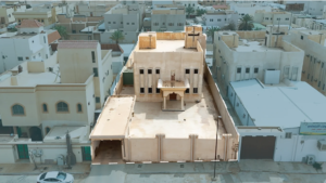 3-فيلا سكنية 1,200 م2 بحي التوباد في الأفلاج
