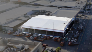 أرض مقام عليها معرض سيارات