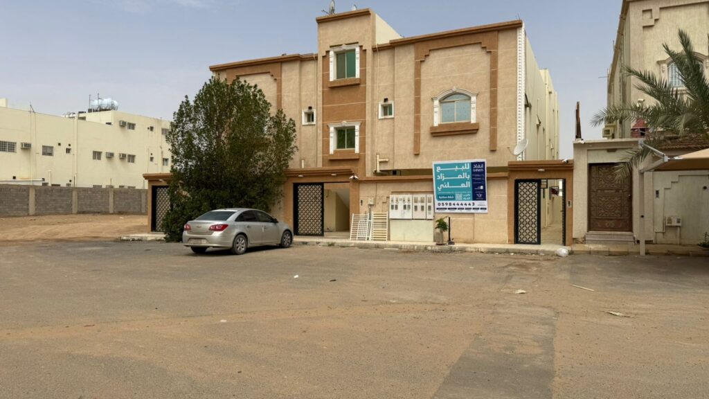 5-شقة سكنية بحي القادسية بمساحة 130.56 م² في مدينة تبوك