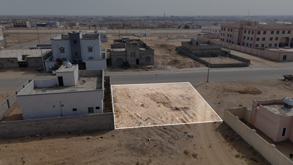 1-أرض سكنية – ناوان