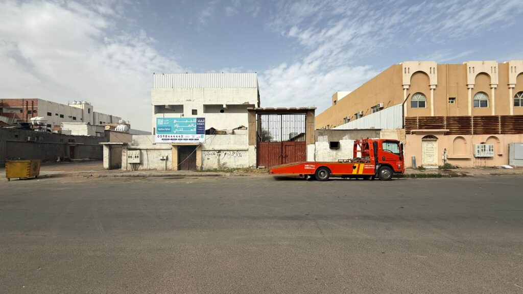 7-عمارة سكنية بحي الفيصلية الشمالية بمساحة 936 م² في مدينة تبوك