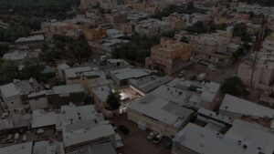 1- بيت سكني