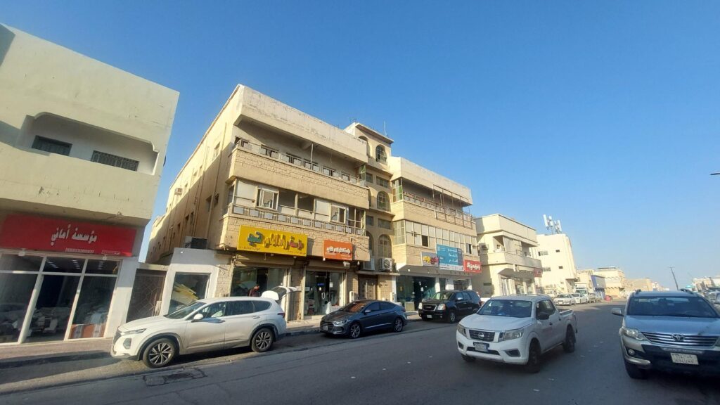 2- عمارة سكنية تجارية