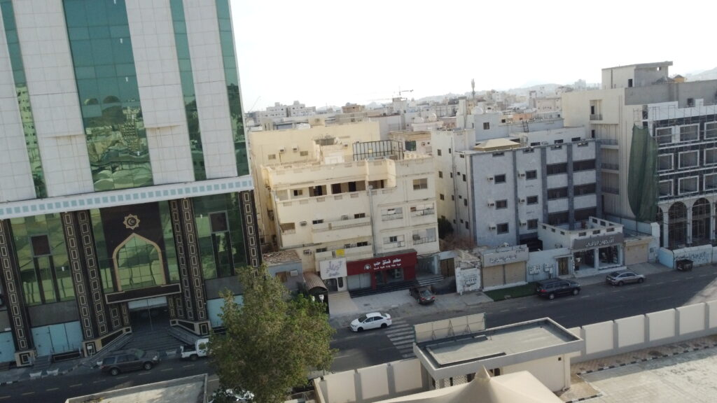 1-عمارة تجارية سكنية بحي النزهة بمساحة 625 م² في مدينة مكة المكرمة