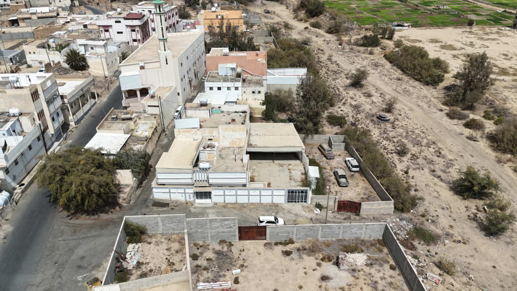 4-عمارة سكنية – الغرابة