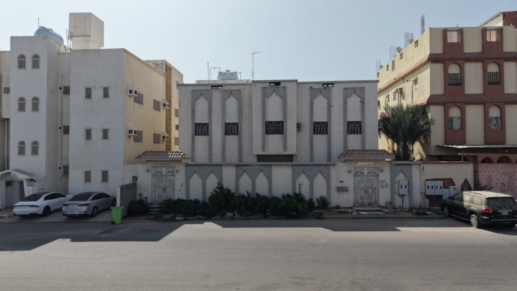 4- فيلا سكنية بحي معاد