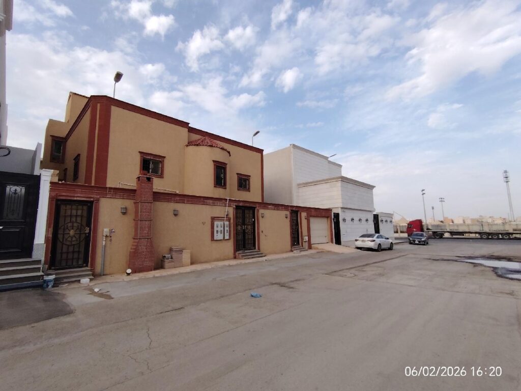 2- فيلا سكنية – ظهرة لبن