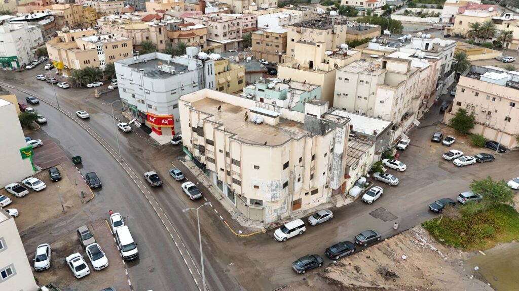 9- عمارة سكنية تجارية