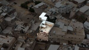 14- بيت سكني