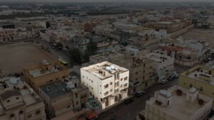 15- عمارة سكنية