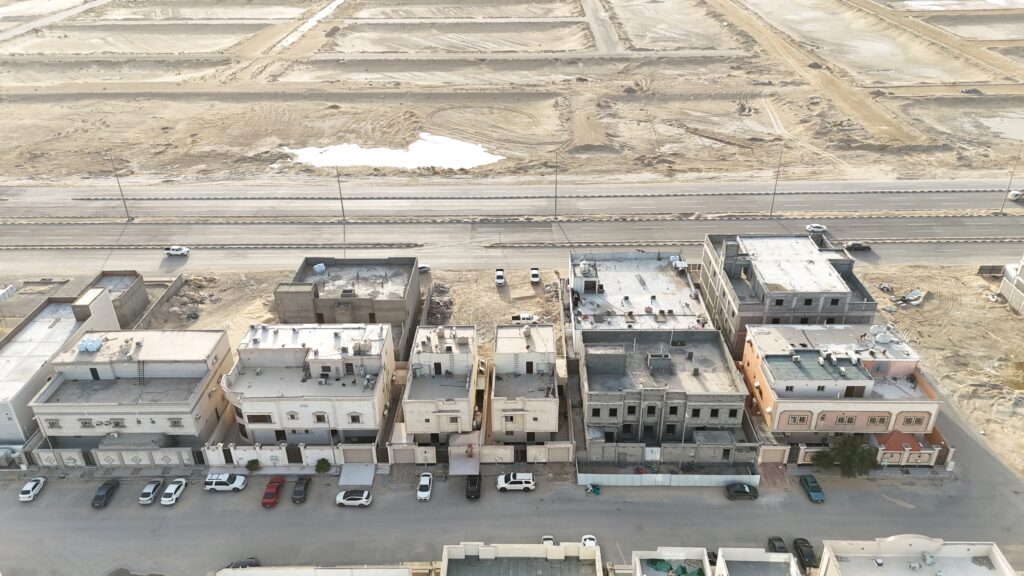 11-فيلا سكنية بالخبر بحي الشراع بمساحة 250 م² في مدينة الخبر