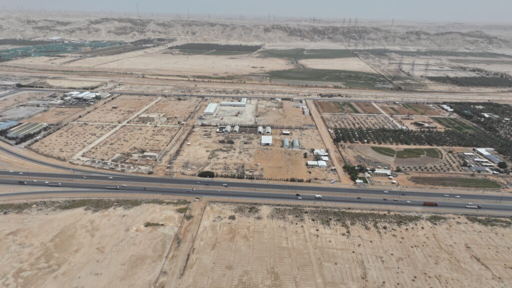 1-ارض طريق الخرج