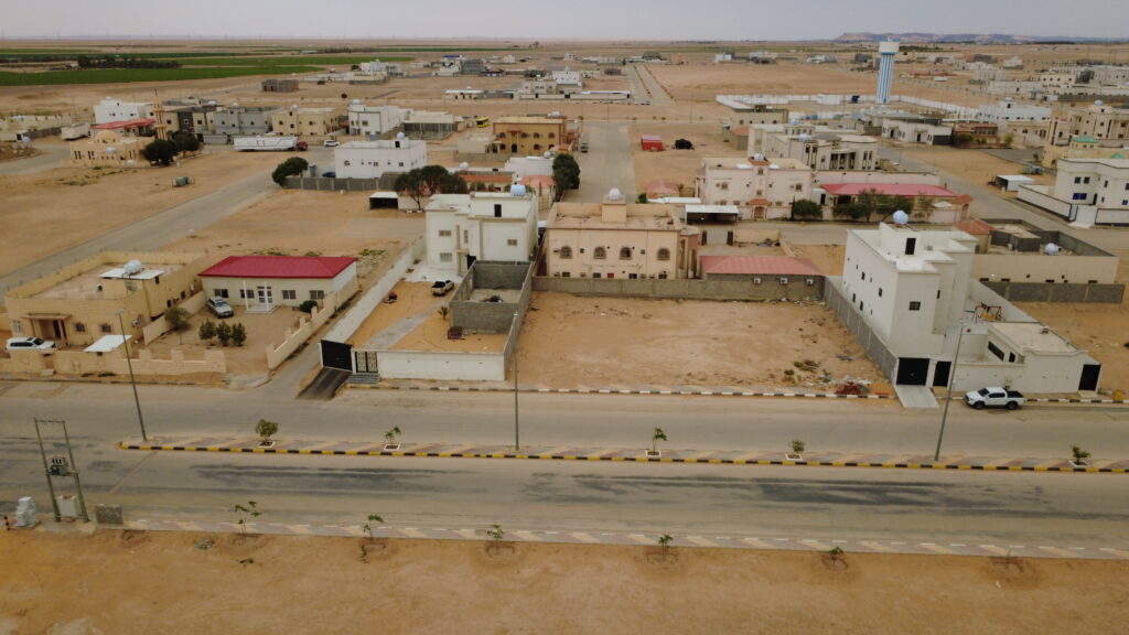 4- ارض سكنية بحي الصالحية بمساحة 603.33 م² في مدينة دومة الجندل