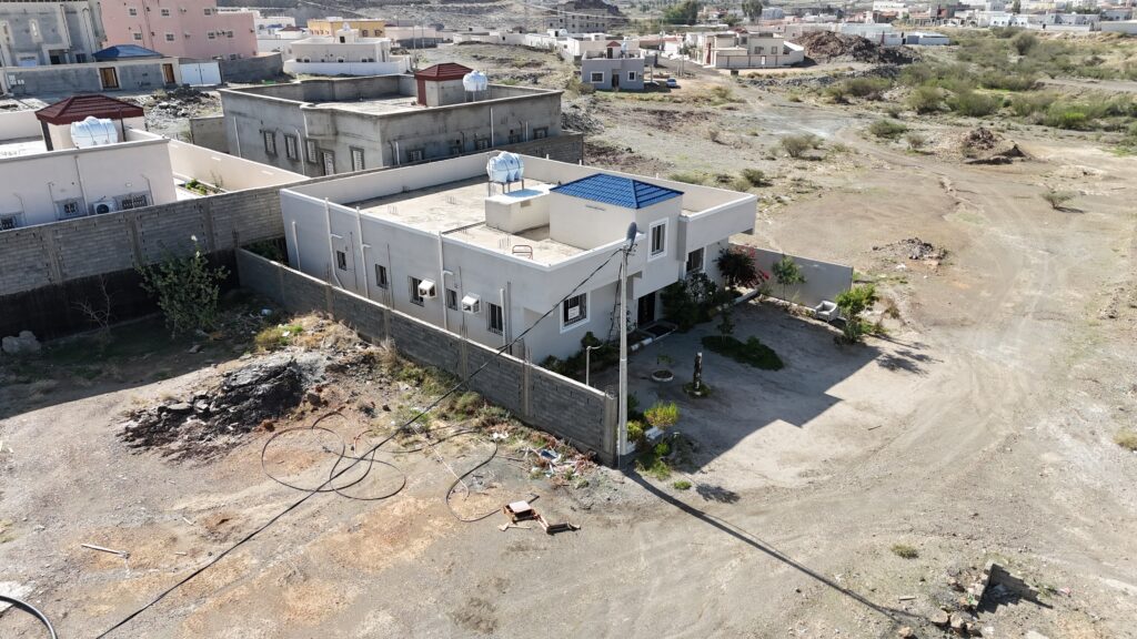 1-أرض سكنية بمساحة 573 م2 – حي وقادا , العقيق