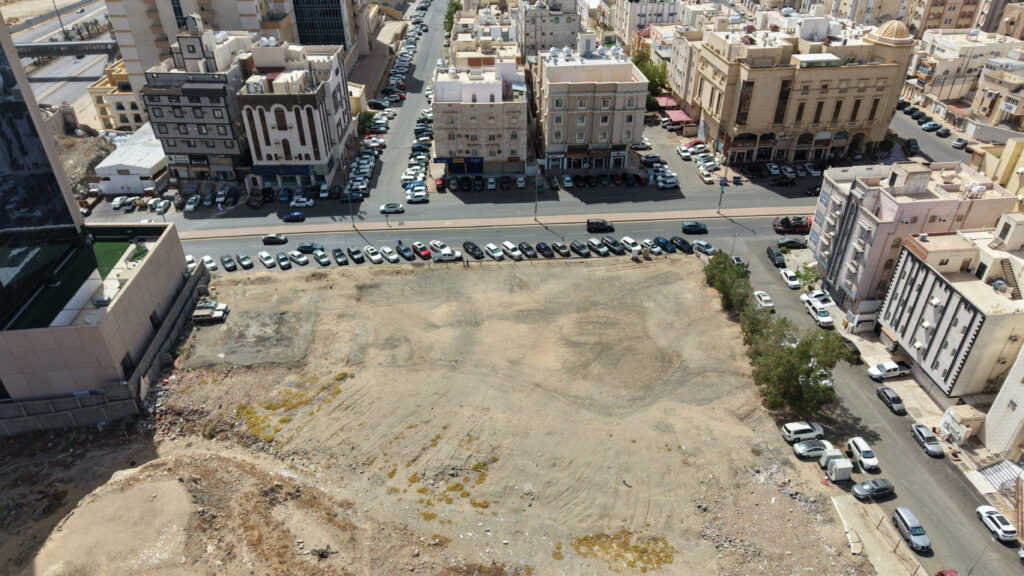 7-أرض سكنية تجارية بحي الخالدية 1