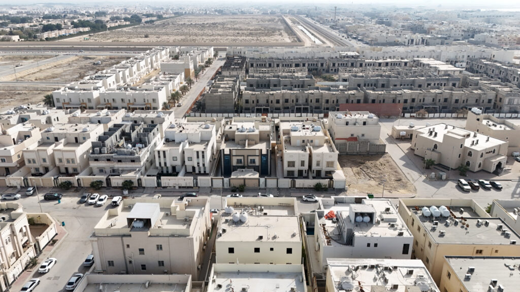 6-فيلا بحي العزيزية