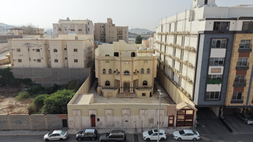 13-فيلا سكنية بحي المحمدية بمساحة 1300 م² في مدينة مكة المكرمة