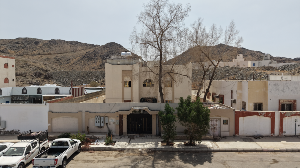 14-فيلا سكنية بحي النوارية بمساحة 600 م² في مدينة مكة المكرمة