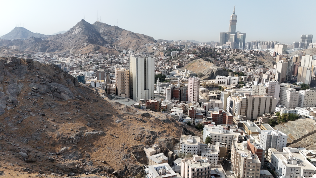 16-بيت شعبي بمساحة 157.37 م² في مدينة مكة المكرمة