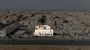 4-عمارة سكنية تجارية في حي الشفاء بمدينة الرياض
