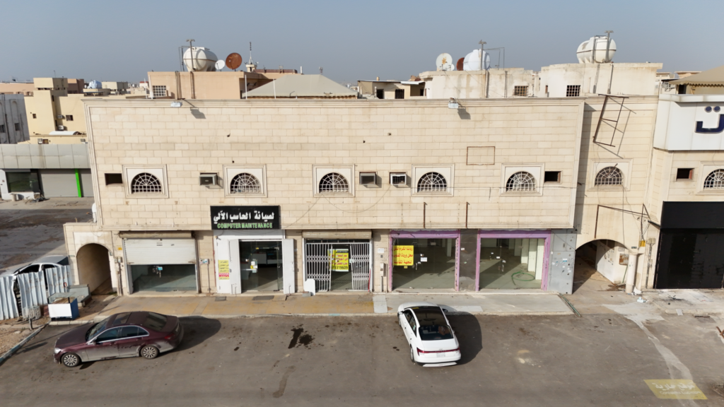 4-عمارة سكنية تجارية في حي الشفاء بمدينة الرياض