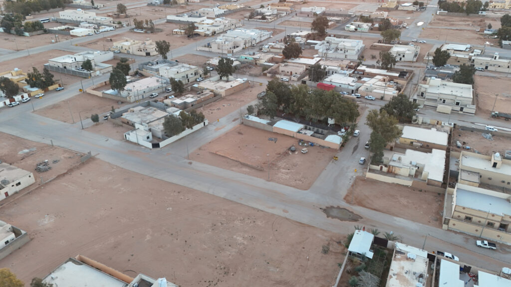 7-أرض سكنية بحي حزم الجلاميد