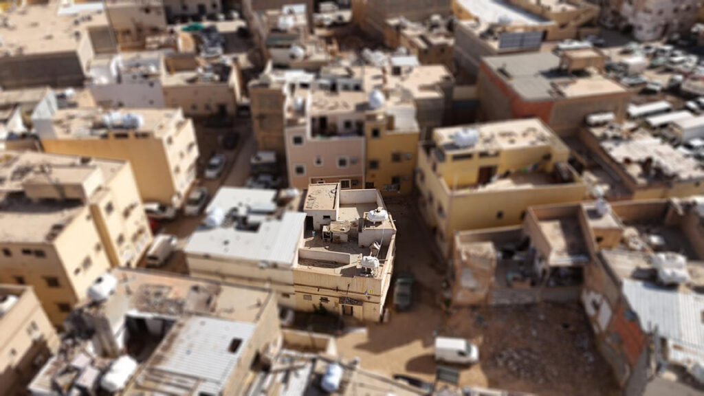 15-مبني سكني في حي الشميسي