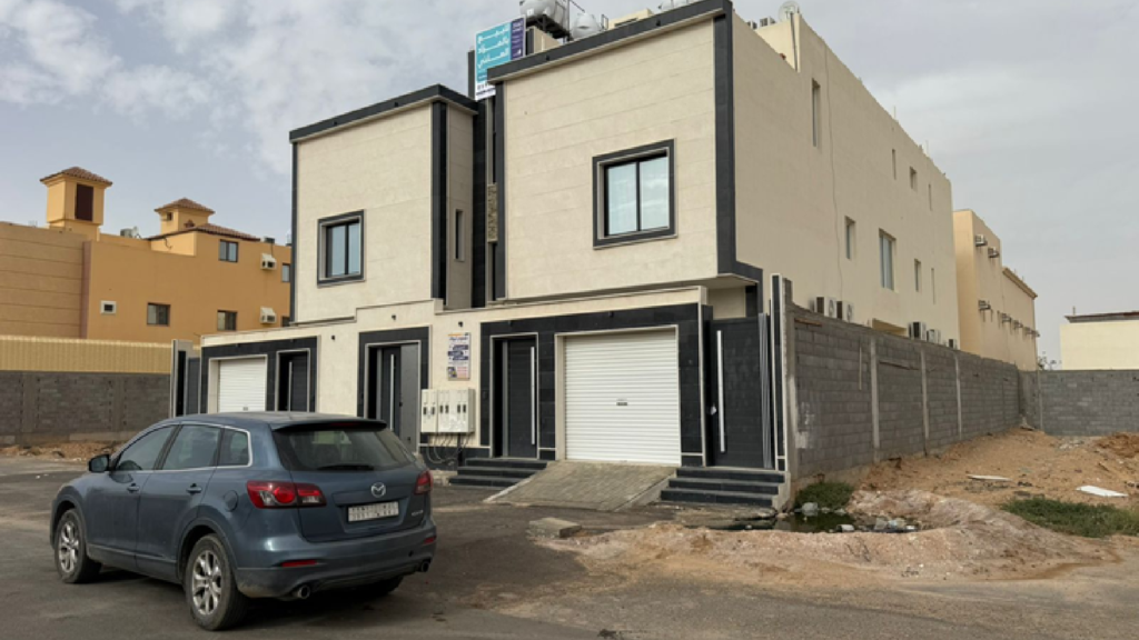 1-شقة سكنية بحي الصفا بمساحة 194.12 م² في مدينة تبوك