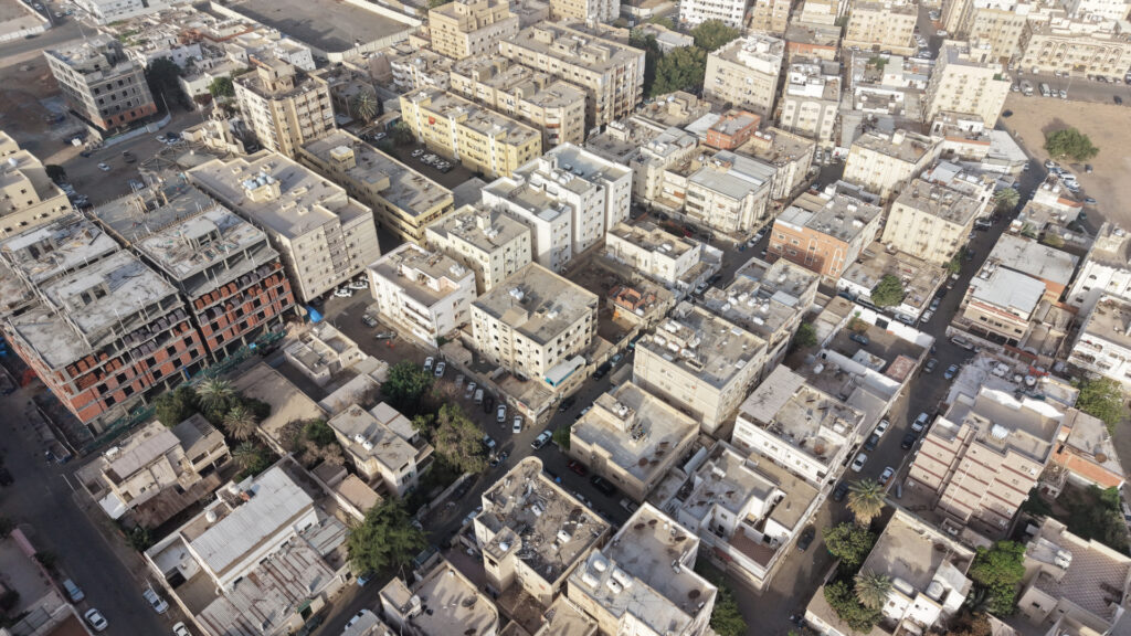 6-عمارة بحي الثغر