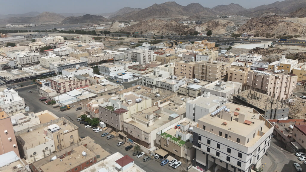 6-عمارة سكنية