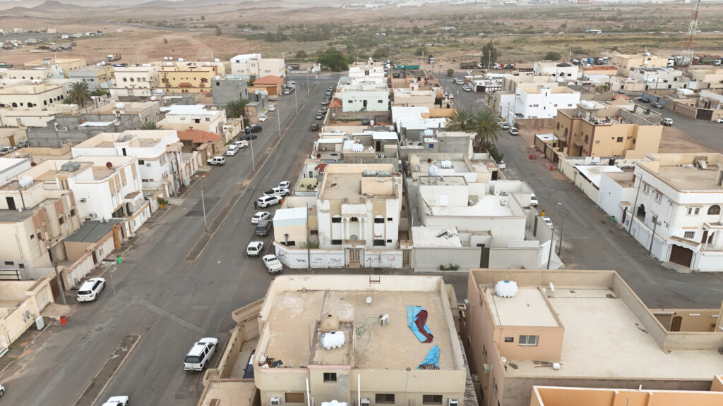 1-فيلا دورين وملحق أرضي في حي السمراء بمدينة حائل