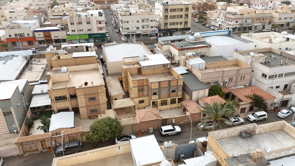 6-فيلا دورين في حي المطار القديم بحائل