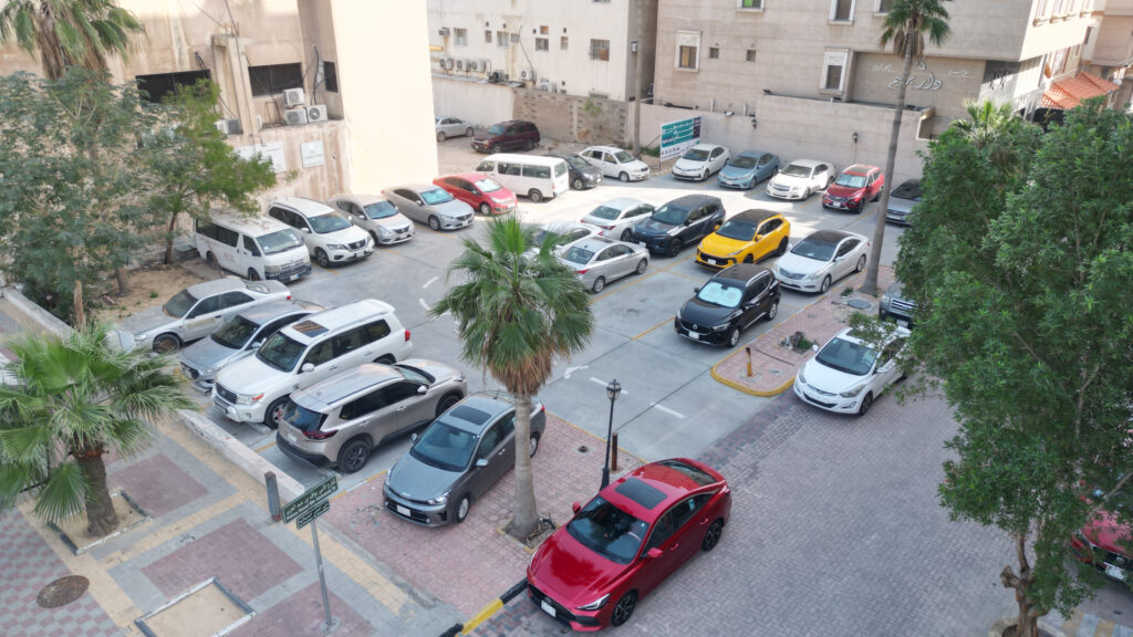 3-ارض تجارية بحي الخبر الشمالية