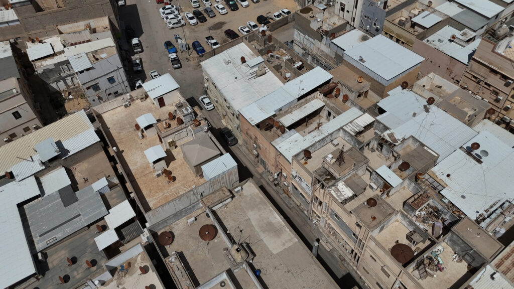 4-بيت شعبي