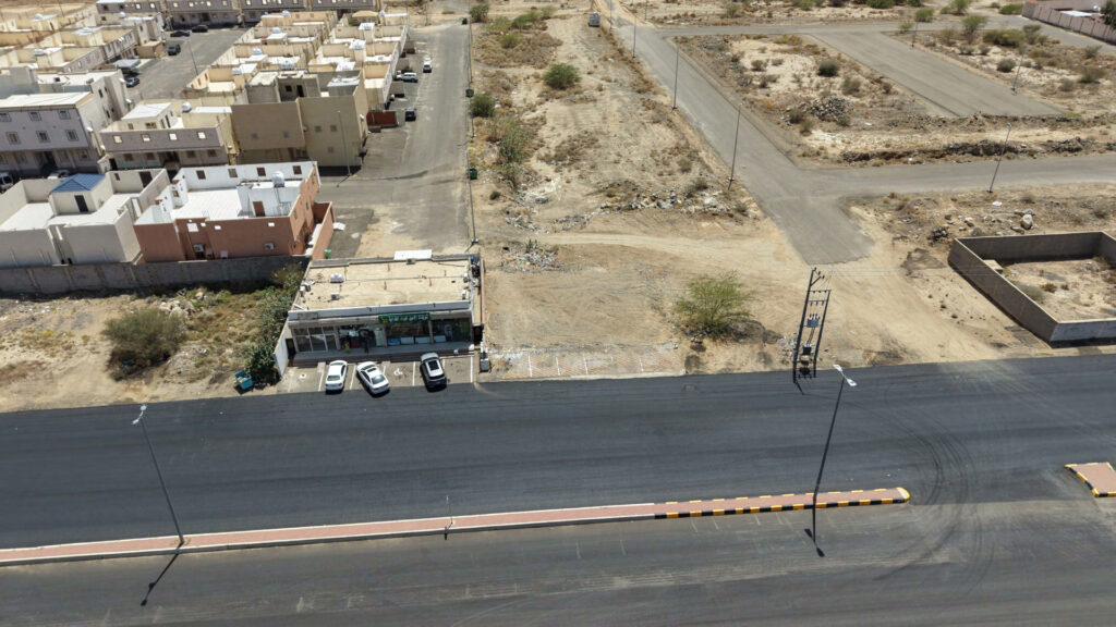 5-أرض سكنية تجارية بحي البيعة (الراشدية)