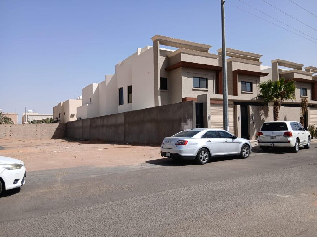 11- أرض سكنية – الشفا