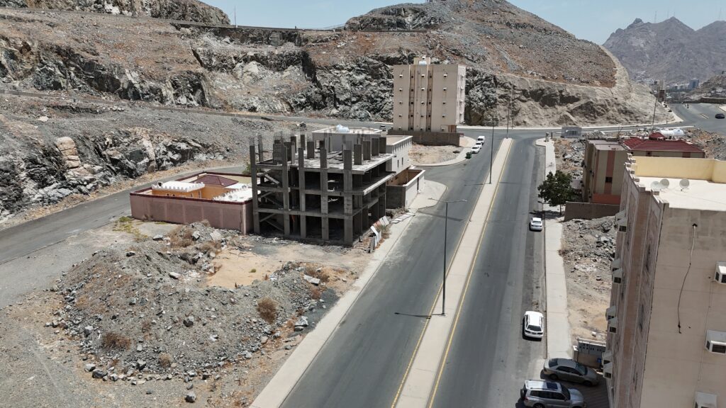 7-عمارة سكنية