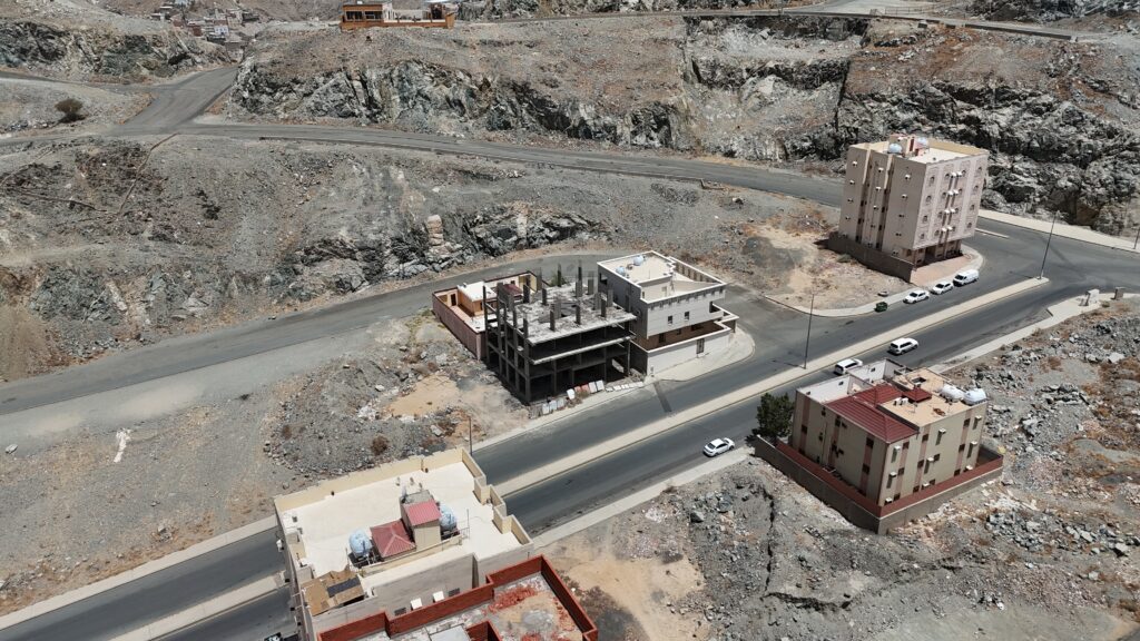 7-عمارة سكنية