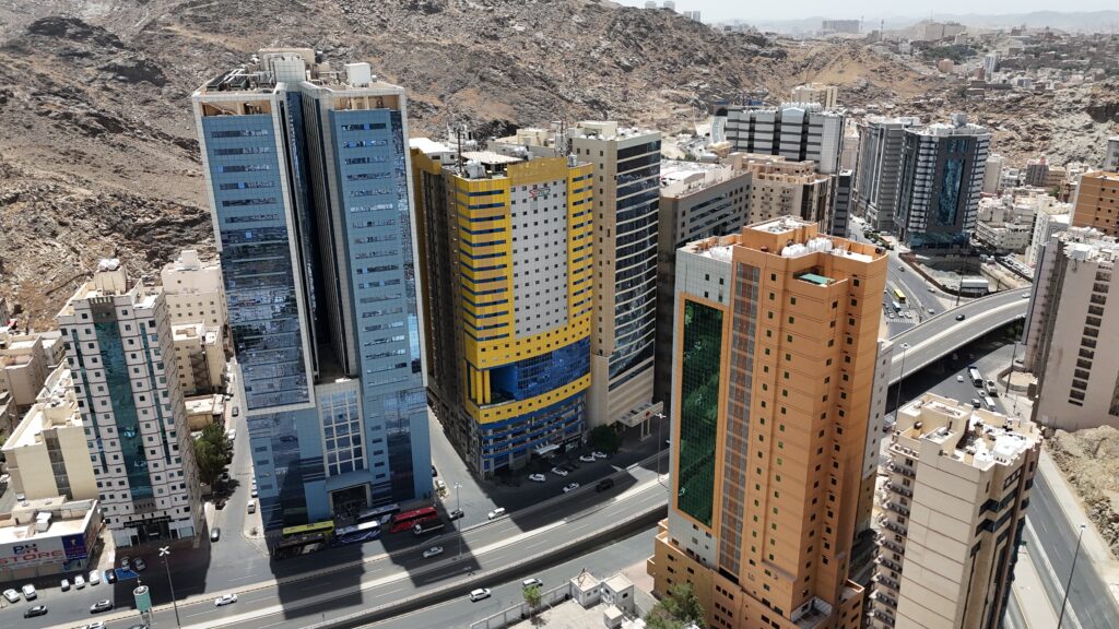 10- شقة سكنية بحي المعابدة