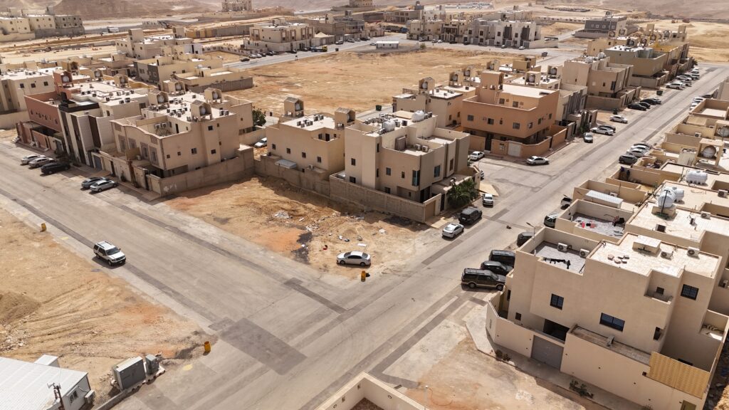 1-أرض سكنية بحي لبن بمساحة 400 م² في مدينة الرياض