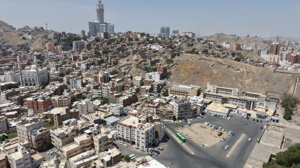 11-عمارة – الحجون بالقرب من الحرم المكي
